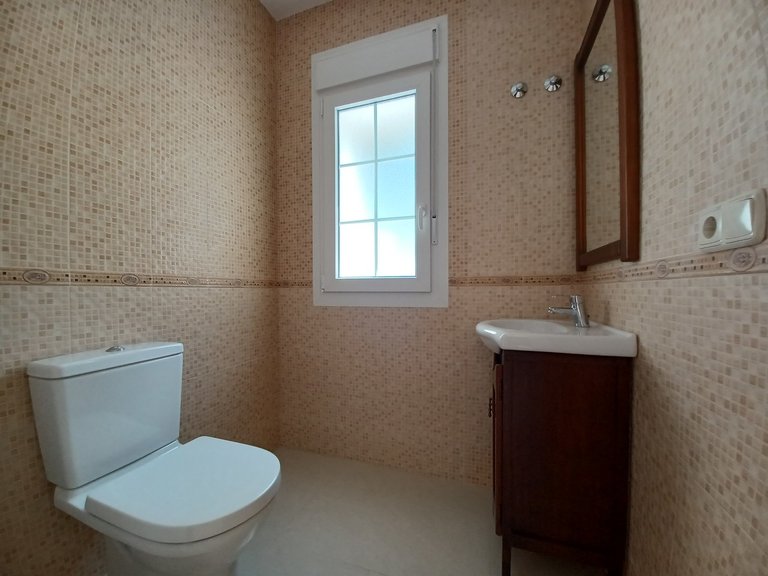 Villa for Sale in Cabo Roig, Alicante 12