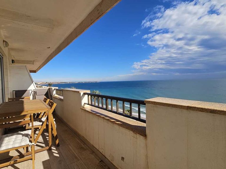 Apartment for Sale in Costa Blanca Mil Palmeras, Alicante 28