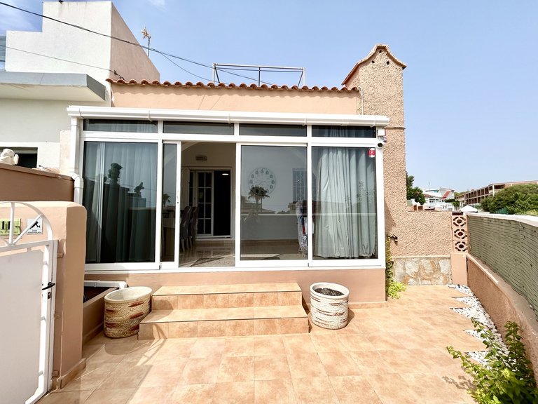 Villa for Sale in Villamartin, Alicante 29