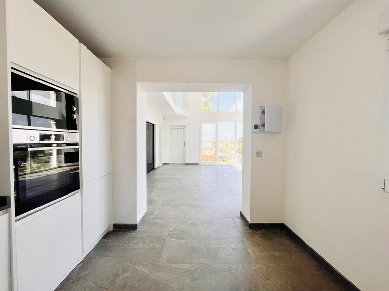 Villa for Sale in Costa Blanca Los Balcones, Alicante 8