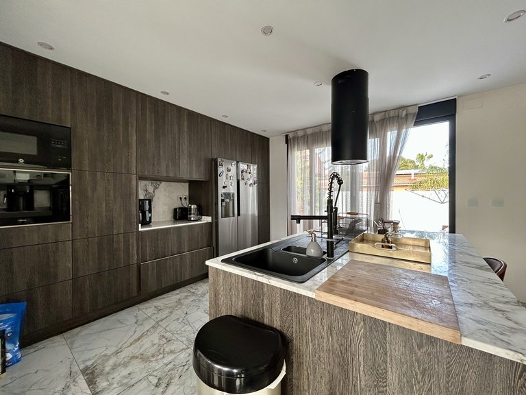 Villa for Sale in Costa Blanca Los Balcones, Alicante 17