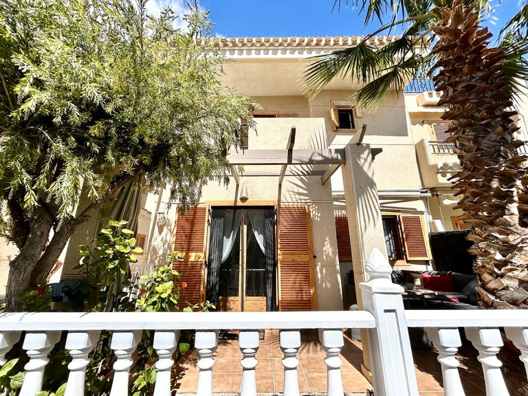 Town House for Sale in Playa Flamenca, Alicante 3