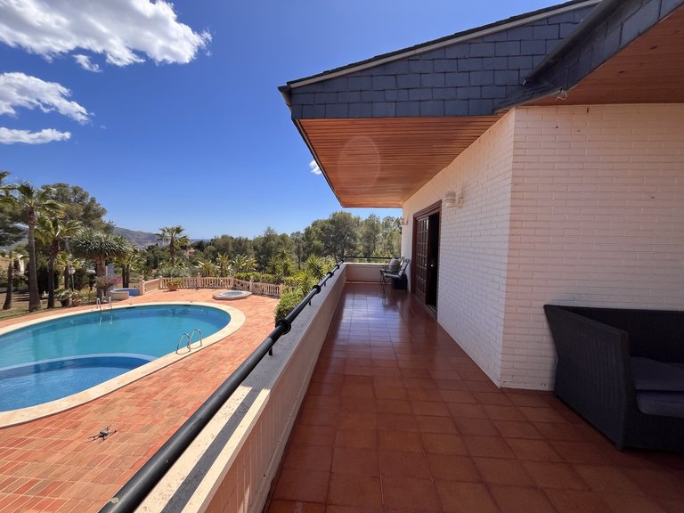 Villa for Sale in La Nucia, Alicante 33