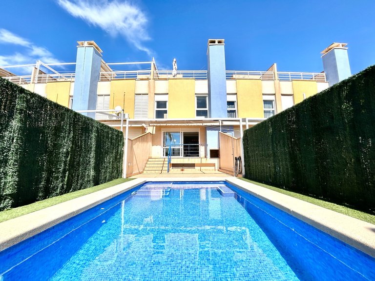 Town House for Sale in Costa Blanca Cabo Roig, Alicante 1