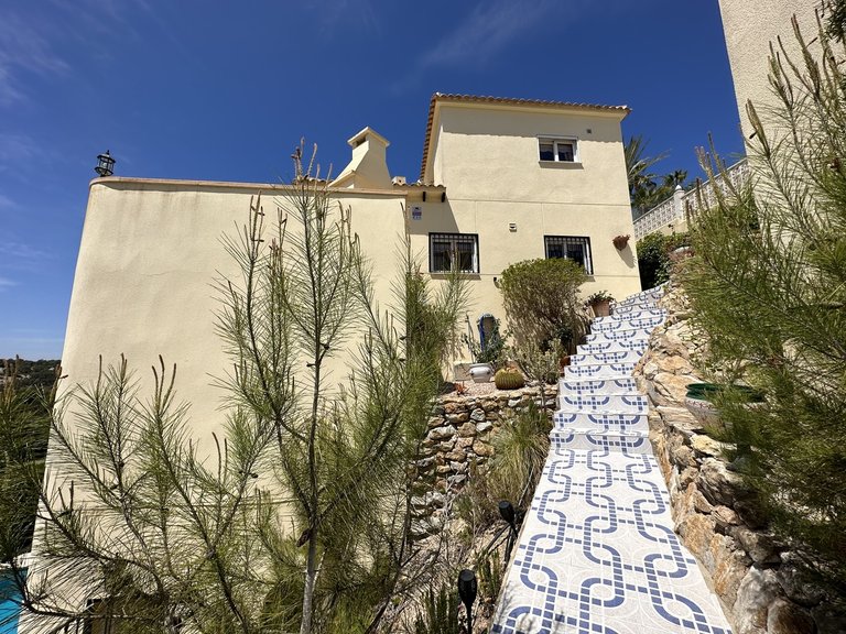 Villa for Sale in Las Ramblas, Alicante 4