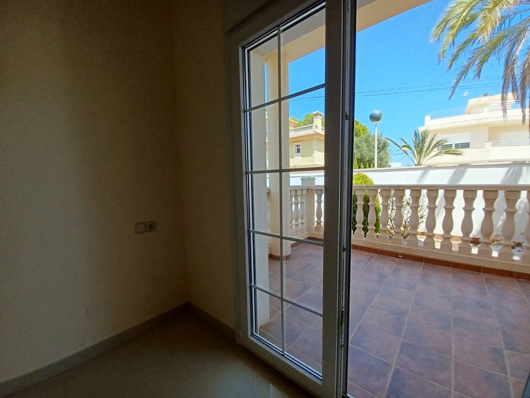 Villa for Sale in Cabo Roig, Alicante 19