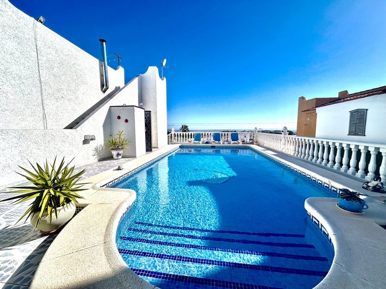 Villa for Sale in Costa Blanca Villamartin, Alicante 21