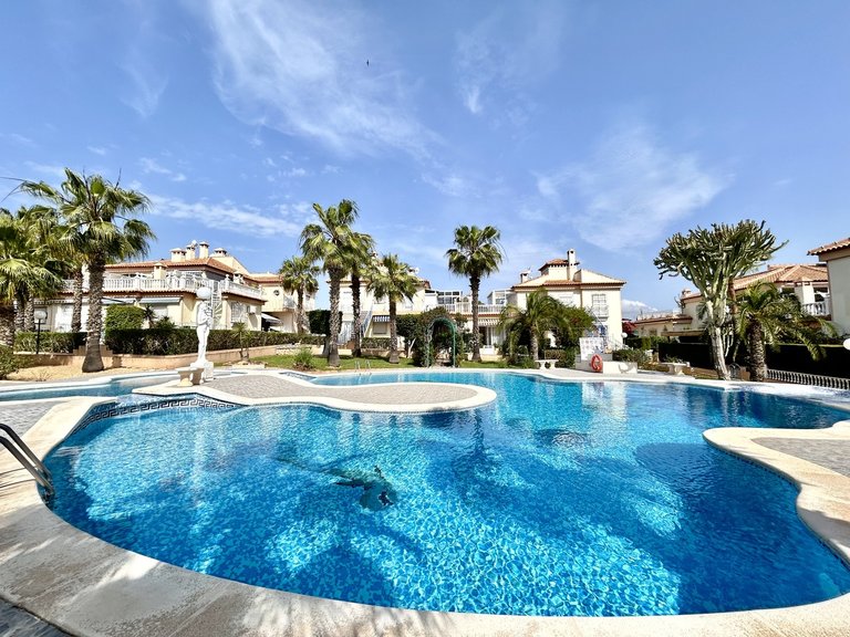 Apartment for Sale in Los Altos, Alicante 6