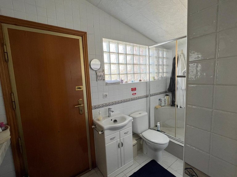 Villa for Sale in Costa Blanca Cabo Roig, Alicante 14