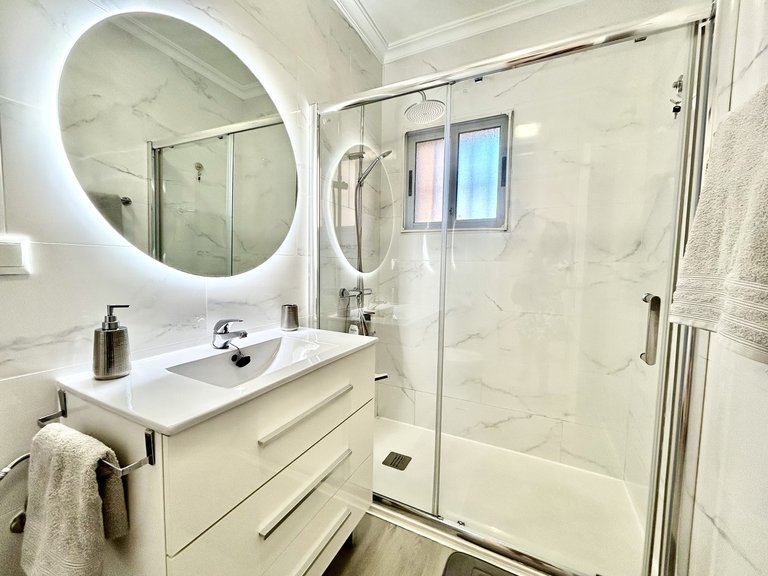 Villa for Sale in Costa Blanca Los Balcones, Alicante 19