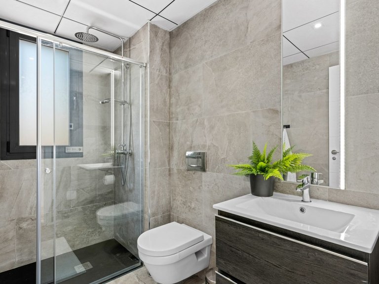 Villa for Sale in Cabo Roig, Alicante 38