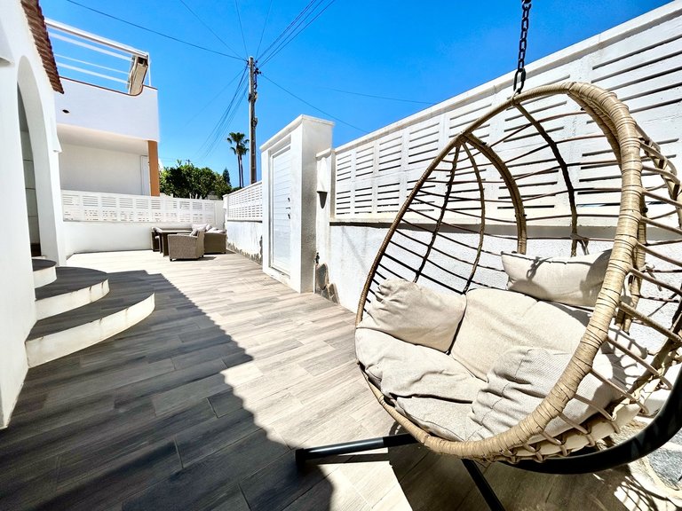 Villa for Sale in Villamartin, Alicante 3