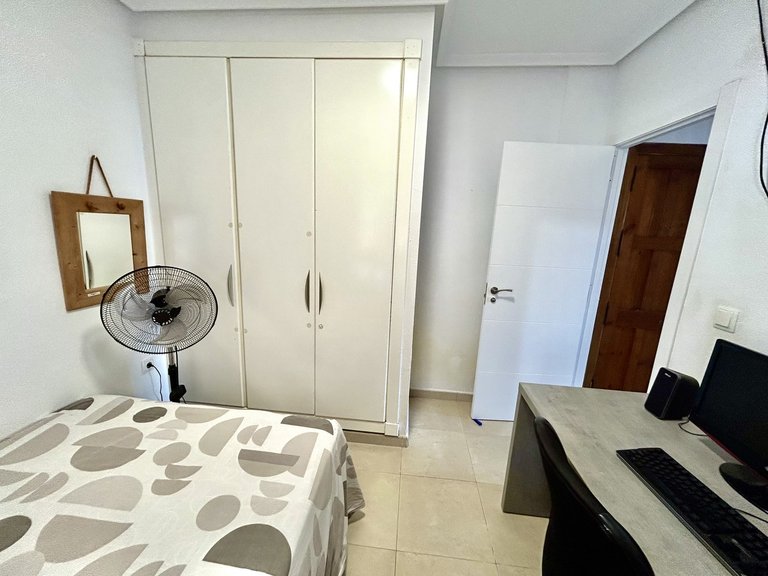 Apartment for Sale in Villamartin, Alicante 18
