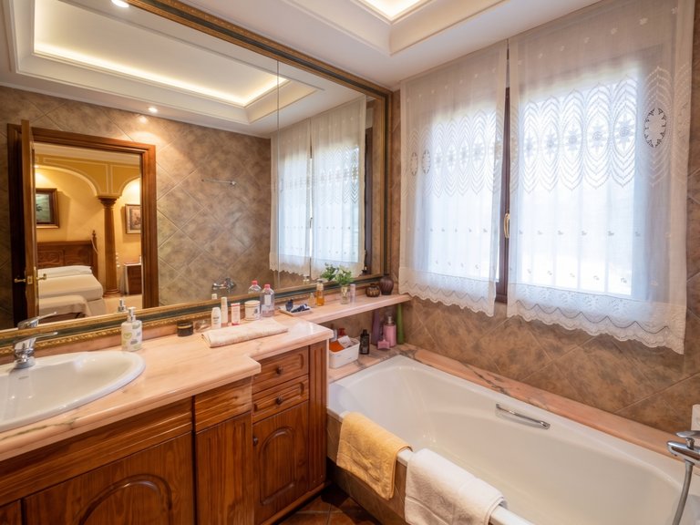 Villa for Sale in Costa Blanca Elche, Alicante 18