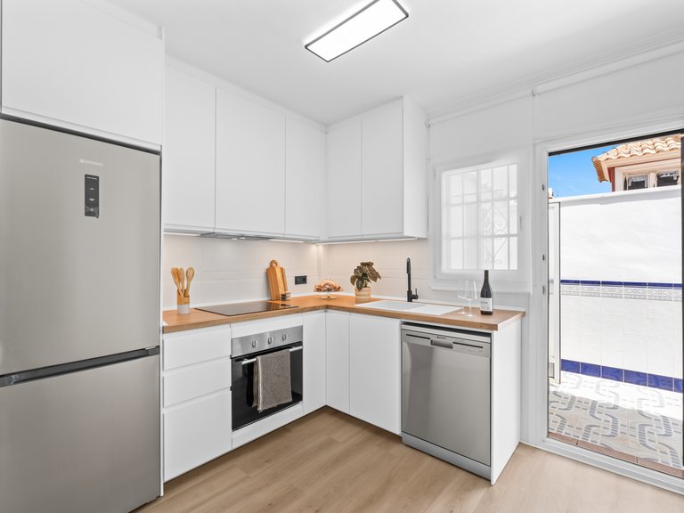 Town House for Sale in Costa Blanca Villamartin, Alicante 9