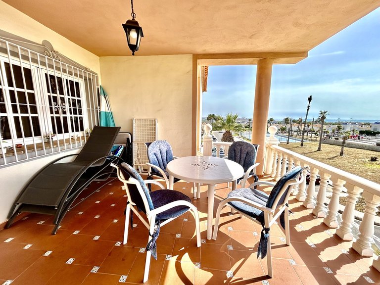 Apartment for Sale in Los Altos, Alicante 27