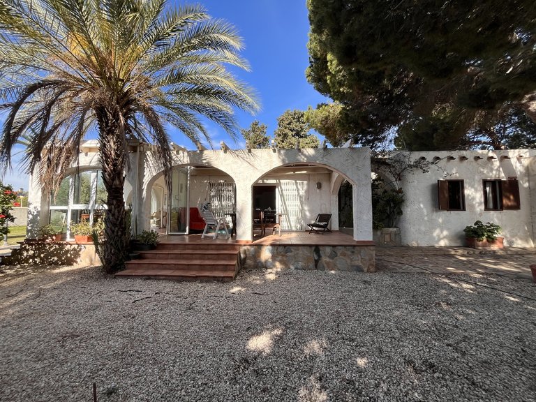 Villa for Sale in Cabo Roig, Alicante 3