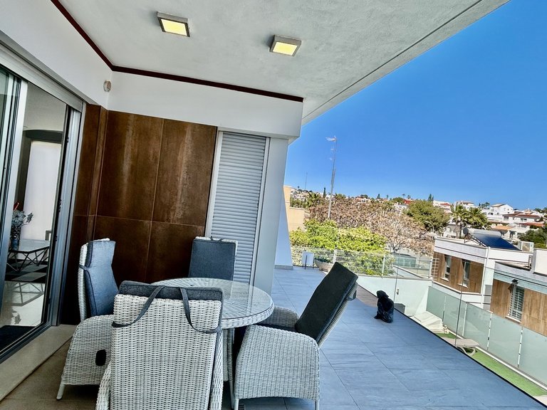 Villa for Sale in Costa Blanca Villamartin, Alicante 25