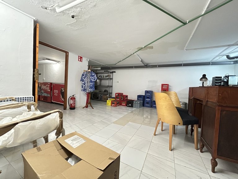Commercial for Sale in Costa Blanca Cabo Roig, Alicante 41
