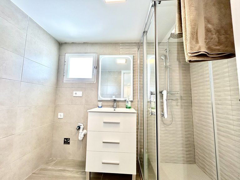 Villa for Sale in Costa Blanca Villamartin, Alicante 37