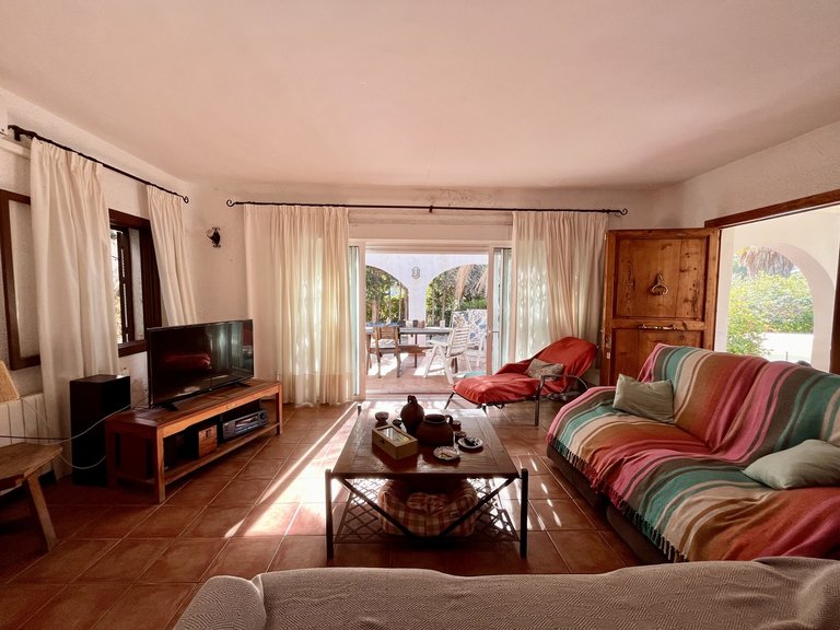 Villa for Sale in Cabo Roig, Alicante 17