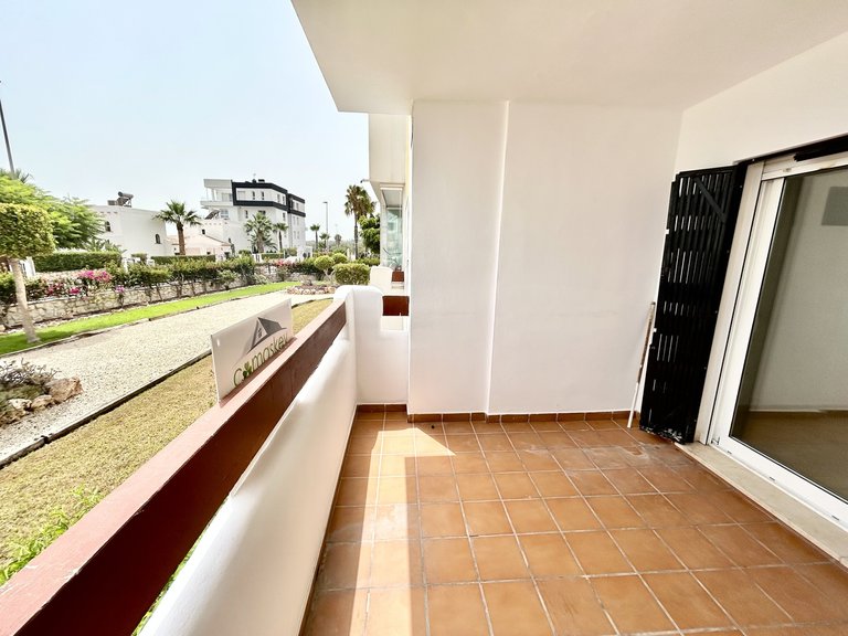 Apartment for Sale in Villamartin, Alicante 19