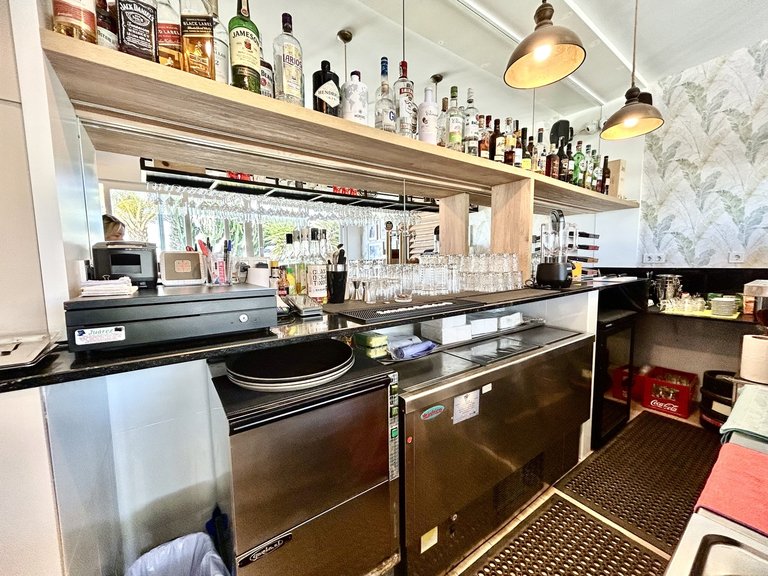 Commercial for Sale in Costa Blanca Cabo Roig, Alicante 22