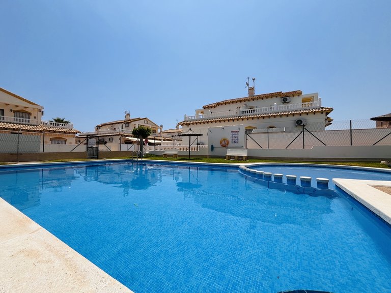 Town House for Sale in Playa Flamenca, Alicante 2