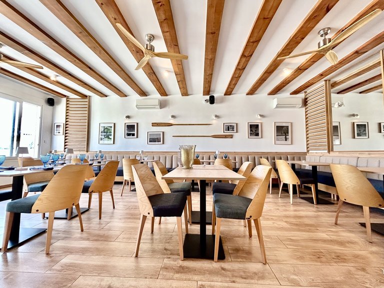 Commercial for Sale in Costa Blanca Cabo Roig, Alicante 10