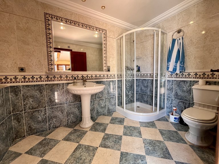 Villa for Sale in La Nucia, Alicante 29
