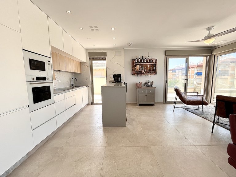 Penthouse for Sale in Costa Blanca Torre De La Horadada, Alicante 9