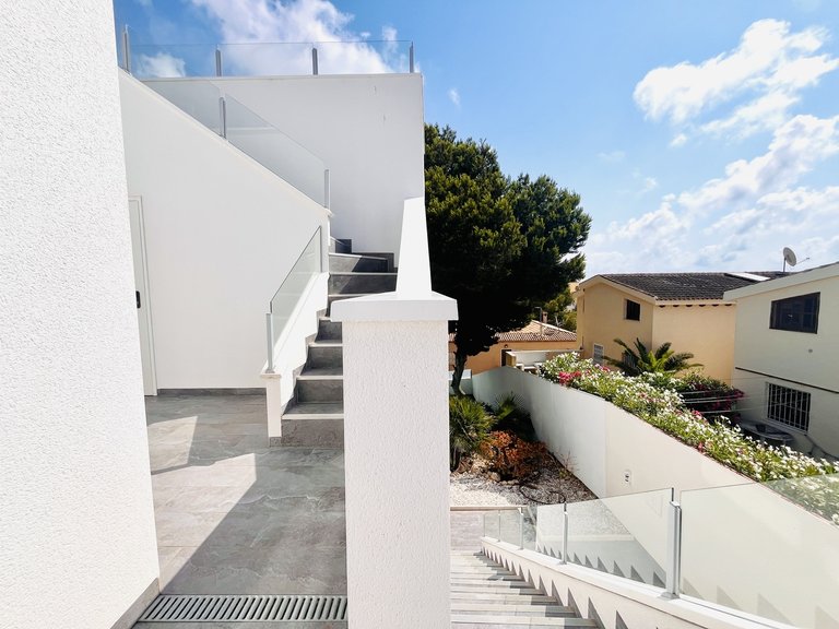 Villa for Sale in Costa Blanca Los Balcones, Alicante 31