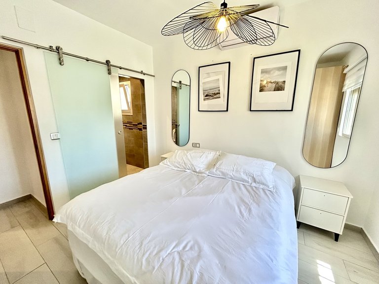 Villa for Sale in Villamartin, Alicante 14