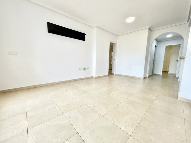 Apartment for Sale in Villamartin, Alicante 4