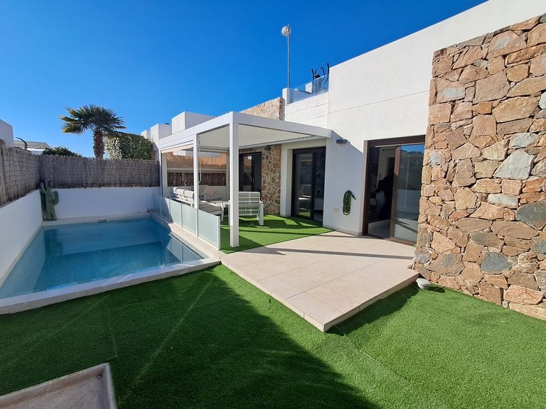 Villa for Sale in Costa Blanca Villamartin, Alicante 2