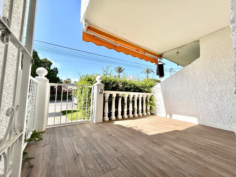 Apartment for Sale in Villamartin, Alicante 28