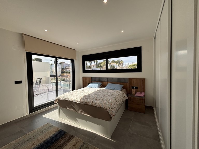 Villa for Sale in Costa Blanca Villamartin, Alicante 26