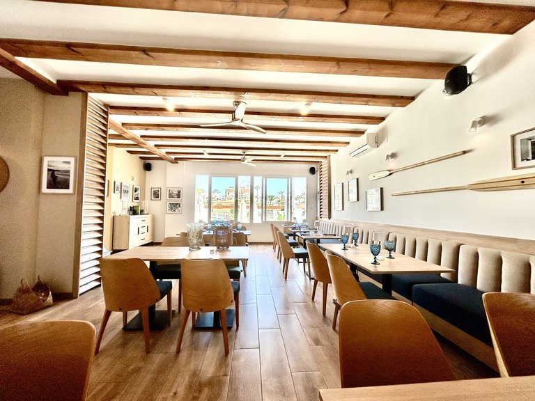 Commercial for Sale in Costa Blanca Cabo Roig, Alicante 11