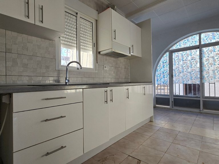 Villa for Sale in El Chaparral, Alicante 10