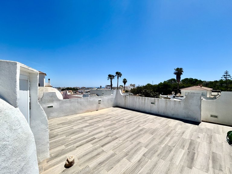Villa for Sale in Villamartin, Alicante 22