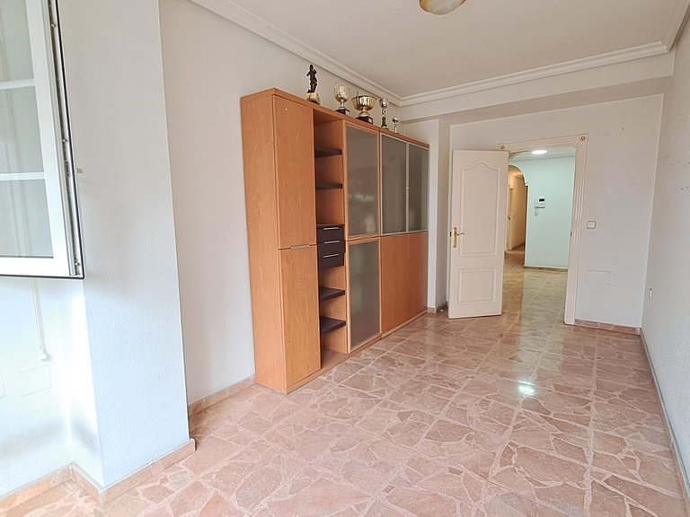Apartment for Sale in Costa Blanca Torrevieja, Alicante 3