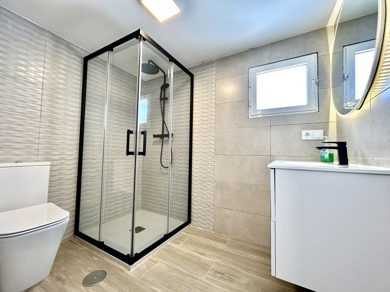 Villa for Sale in Costa Blanca Villamartin, Alicante 40