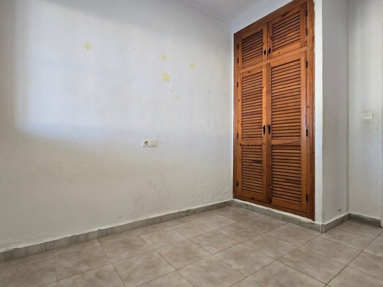 Villa for Sale in El Chaparral, Alicante 14