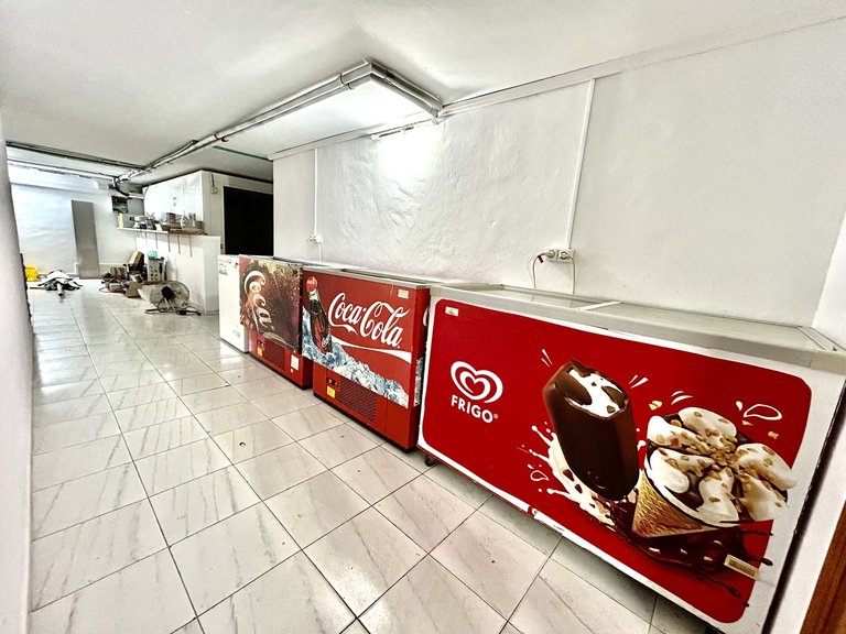Commercial for Sale in Costa Blanca Cabo Roig, Alicante 36