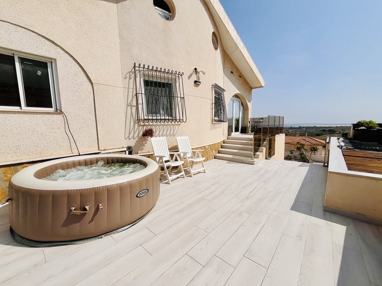 Villa for Sale in San Miguel De Salinas, Alicante 5