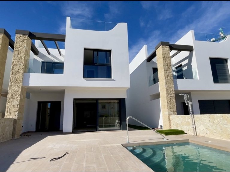 Apartment for Sale in Pilar De La Horadada, Alicante 2