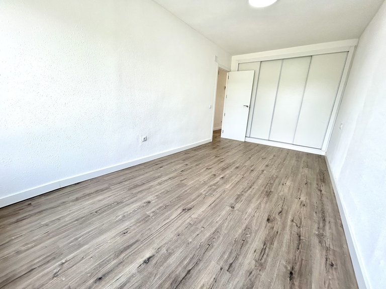 Apartment for Sale in Villamartin, Alicante 15