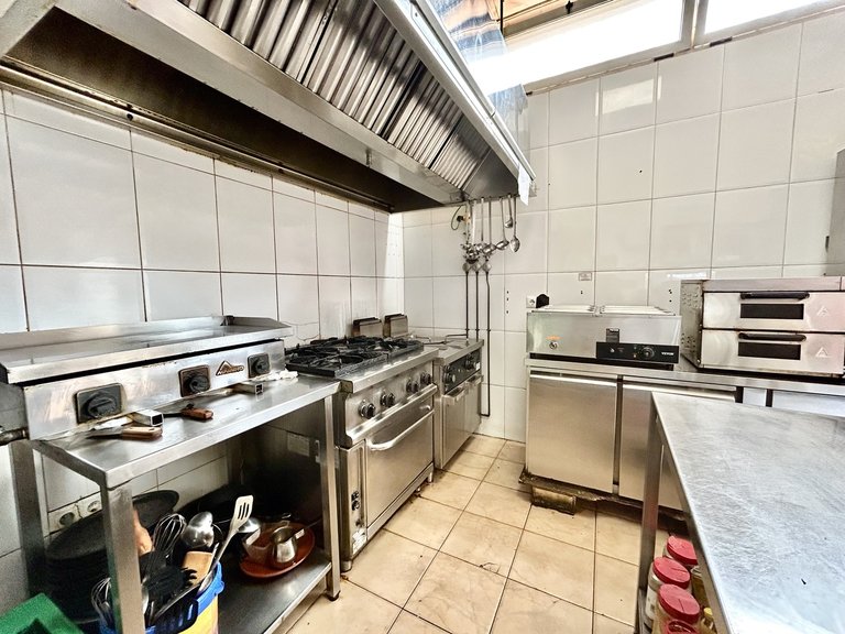 Commercial for Sale in Villamartin, Alicante 19