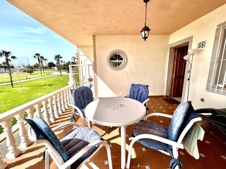 Apartment for Sale in Los Altos, Alicante 8