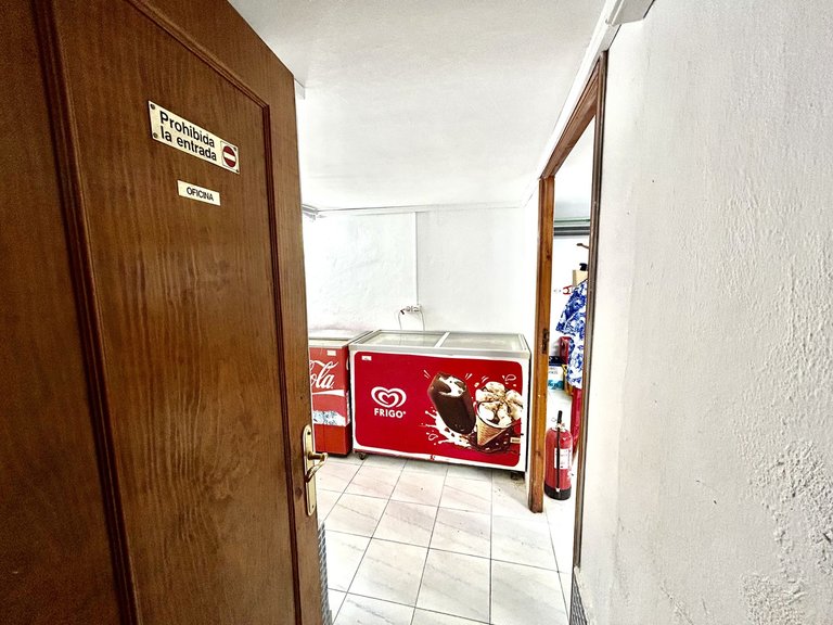Commercial for Sale in Costa Blanca Cabo Roig, Alicante 35
